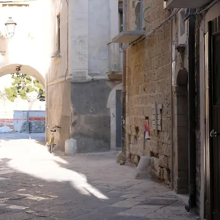 Pietra Bianca * Bari